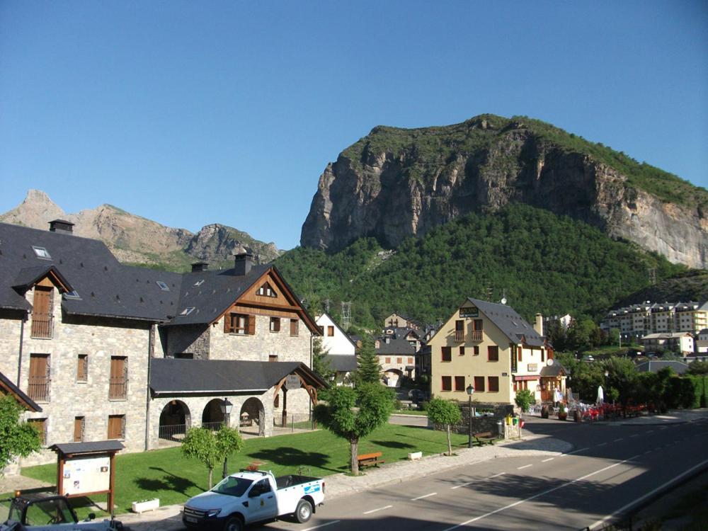 Alojamiento Escarrilla Pirineos Esterno foto